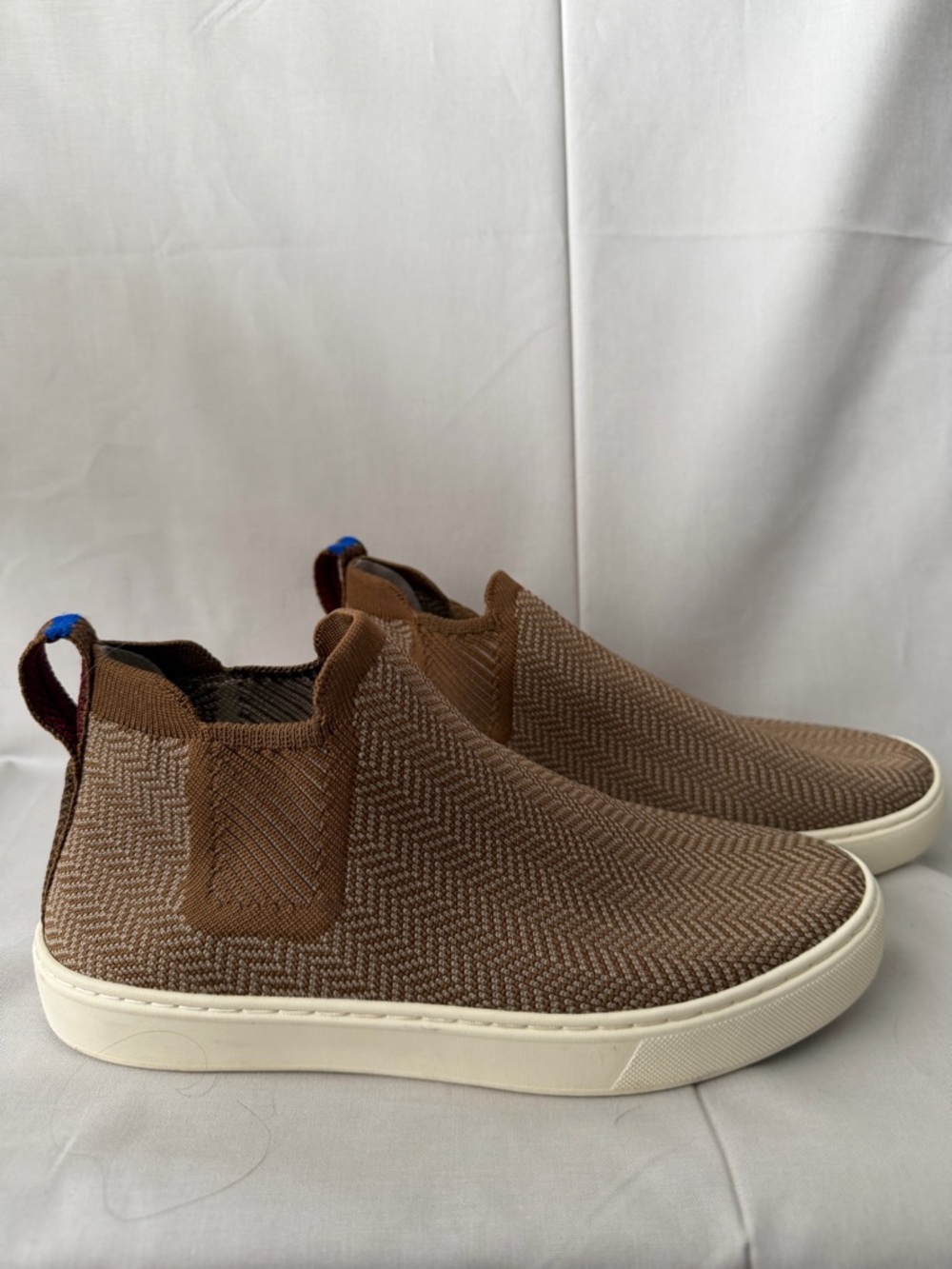 Rothy’s Sneakers in Brown (shoe B 0227)